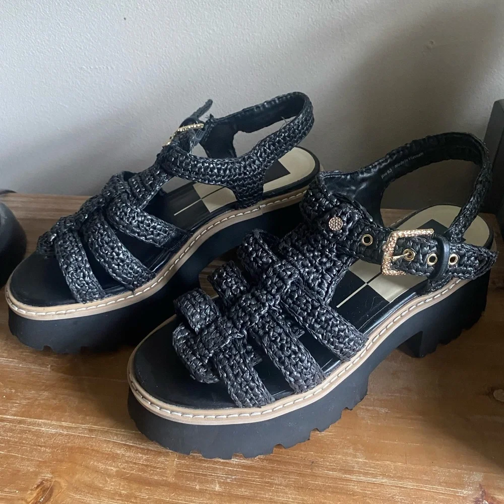 Dolce Vita Black Lattice Platform Sandals 8.5